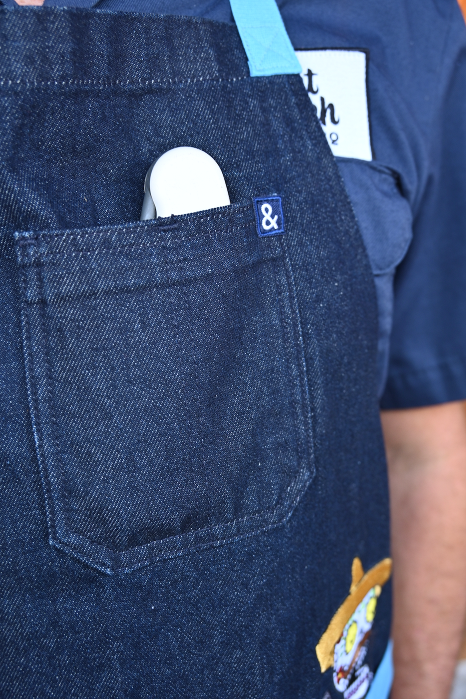 hedley-and-bennett-meat-church-apron-navy-b1 Screenshot_2024-07-03_at_2.52.10_PM.png