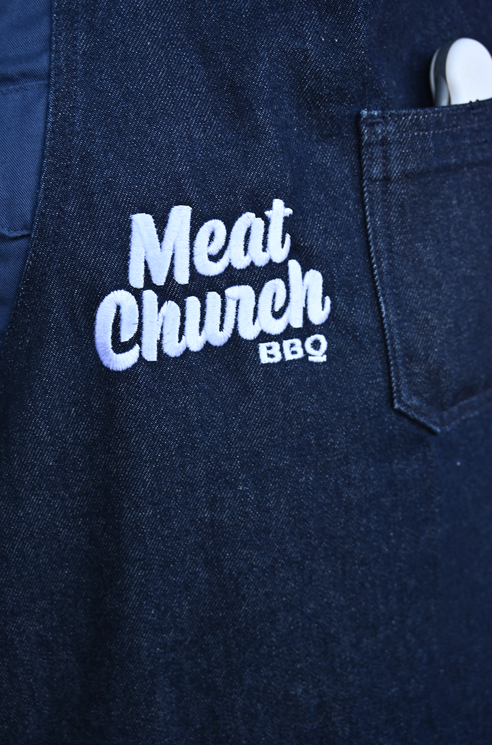 hedley-and-bennett-meat-church-apron-navy-d7 Screenshot_2024-07-03_at_2.52.19_PM.png